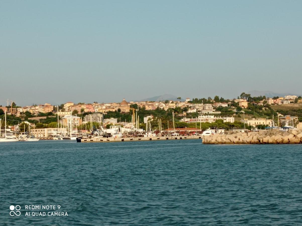 appartamento Aurora Giulianova Esterno foto